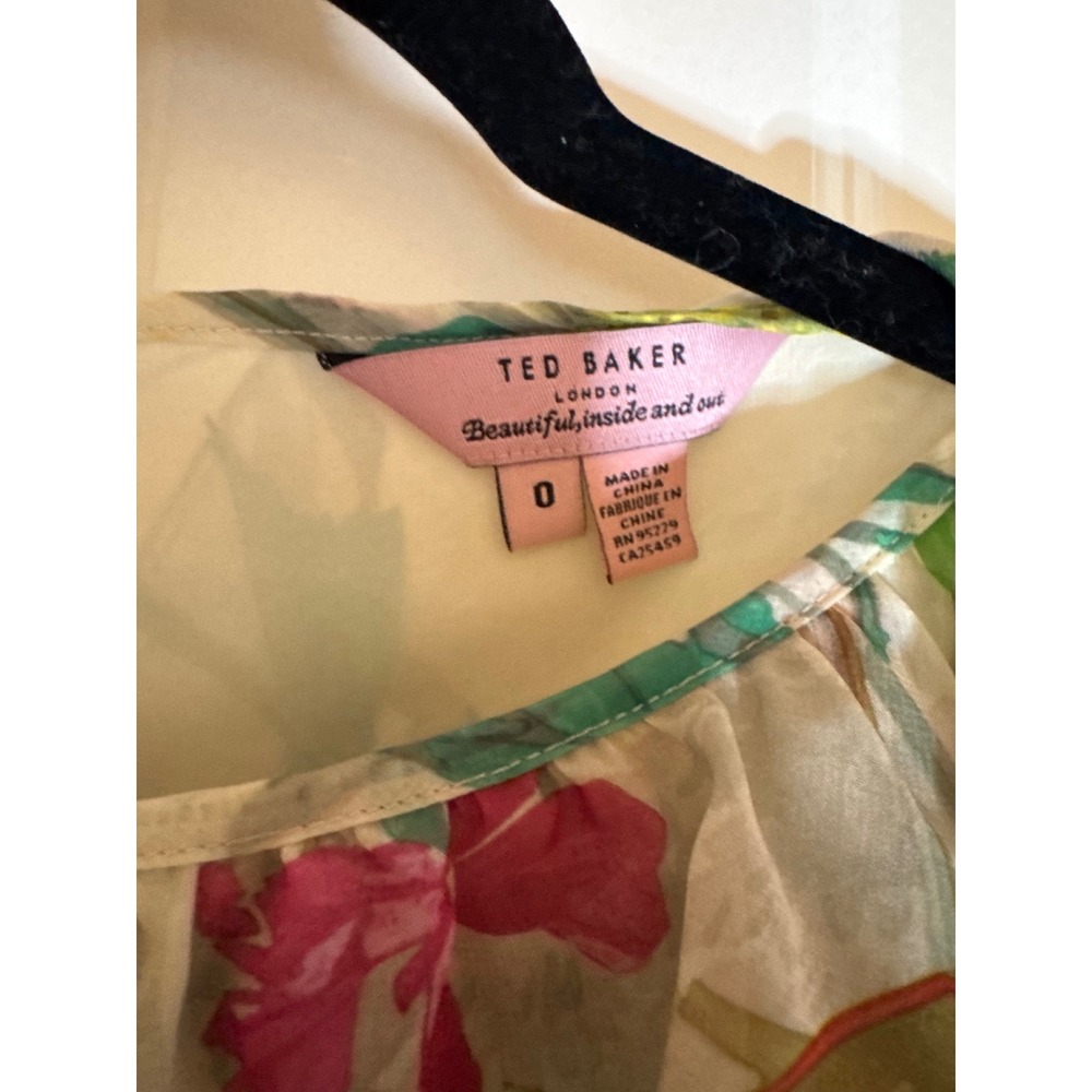 Ted Baker London Floral Print Ruffle Sleeve Blouse Top Size 2 - Picture 8 of 9